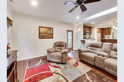603 Chelmsford Lane, Elk Grove Village, IL 60007 - Photo 13
