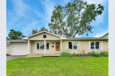 603 Chelmsford Lane, Elk Grove Village, IL 60007 - Photo 3