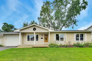 603 Chelmsford Ln, Elk Grove Village, IL 60007 - Photo 3