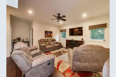 603 Chelmsford Lane, Elk Grove Village, IL 60007 - Photo 11