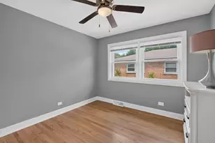 272 Madison Ave, Calumet City, IL 60409 - Photo 7
