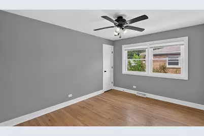 272 Madison Avenue, Calumet City, IL 60409 - Photo 11