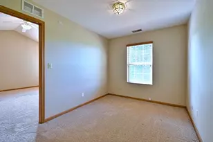 4142 Rivertowne Dr, Plainfield, IL 60586 - Photo 11