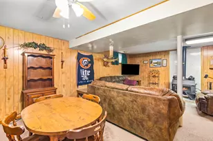 699 Karen Dr, Lake Holiday, IL 60552 - Photo 17