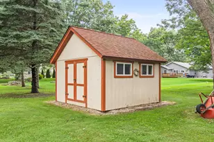 699 Karen Dr, Lake Holiday, IL 60552 - Photo 29