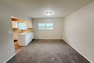 2517 Campbell St, Joliet, IL 60435 - Photo 7