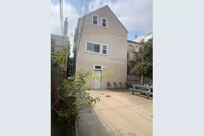 2214 W Erie Street, Chicago, IL 60612 - Photo 13