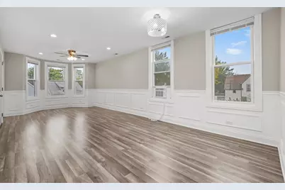 10560 S Lafayette Avenue, Chicago, IL 60628 - Photo 11