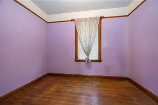 2714 E 93rd St, Chicago, IL 60617 - Photo 7