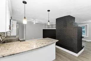 1235 W Schaumburg Rd, Schaumburg, IL 60194 - Photo 17