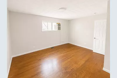 2623 Gilboa Avenue, Zion, IL 60099 - Photo 9