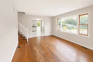 2623 Gilboa Ave, Zion, IL 60099 - Photo 5