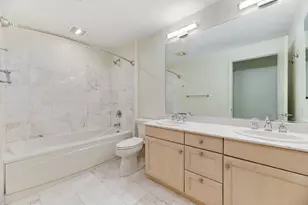 400 N Clinton St, Chicago, IL 60654 - Photo 15