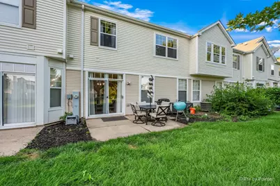 6780 Slate Drive, Carpentersville, IL 60110 - Photo 7