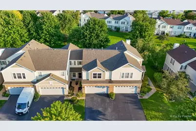 6780 Slate Drive, Carpentersville, IL 60110 - Photo 3