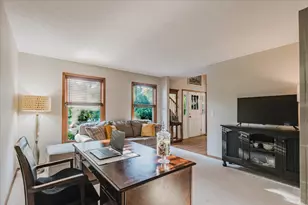 4 Inverness Dr, Bloomington, IL 61701 - Photo 19