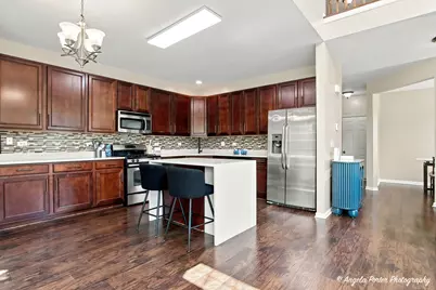 430 S Jade Lane, Round Lake, IL 60073 - Photo 7