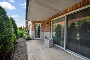 111 N Wheaton Ave, Wheaton, IL 60187 - Photo 19