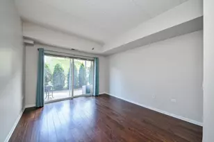 111 N Wheaton Ave, Wheaton, IL 60187 - Photo 15