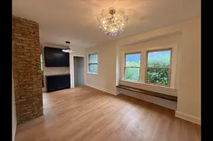 339 N Ridgeland Ave, Elmhurst, IL 60126 - Photo 9