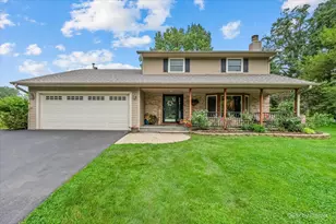 38W686 Ridgewood Ln, Elgin, IL 60124 - Photo 1