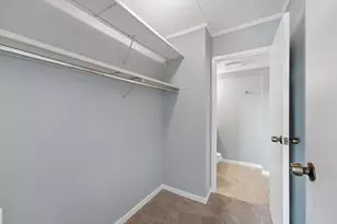 220 S Roselle Rd, Schaumburg, IL 60193 - Photo 23
