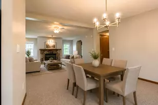 22734 Ravisloe Ln, Frankfort, IL 60423 - Photo 9