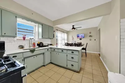 5550 S Pulaski Road, Chicago, IL 60629 - Photo 21