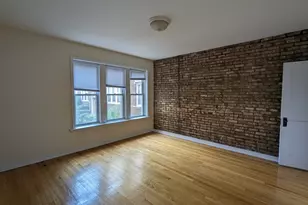 3040 W Wellington St, Chicago, IL 60618 - Photo 3