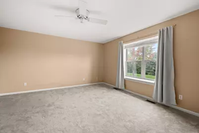736 Dolores Lane, Sycamore, IL 60178 - Photo 19