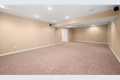 736 Dolores Lane, Sycamore, IL 60178 - Photo 31