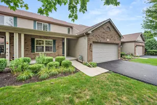 736 Dolores Ln, Sycamore, IL 60178 - Photo 3