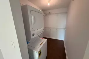 2 E Erie St, Chicago, IL 60611 - Photo 9