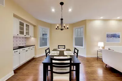 3228 W Warner Avenue, Chicago, IL 60618 - Photo 5