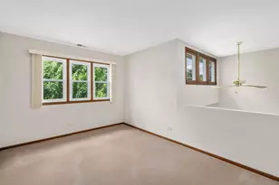 7926 Stewart Dr, Darien, IL 60561 - Photo 15