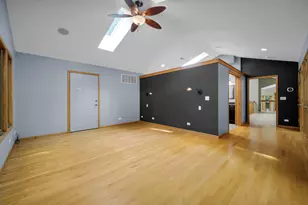 43W976 Oakleaf Dr, Elburn, IL 60119 - Photo 39