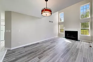 1325 Newport St, Mundelein, IL 60060 - Photo 7