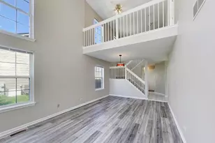 1325 Newport St, Mundelein, IL 60060 - Photo 5