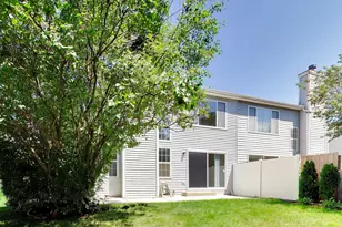 1325 Newport St, Mundelein, IL 60060 - Photo 35