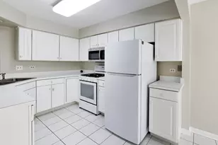 1325 Newport St, Mundelein, IL 60060 - Photo 9