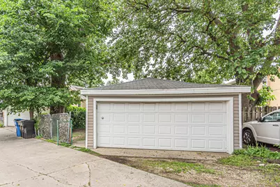 5830 N Nagle Avenue, Chicago, IL 60646 - Photo 33