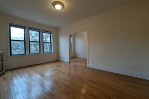2704 N Sawyer Ave, Chicago, IL 60647 - Photo 3