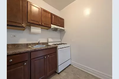 2704 N Sawyer Avenue #315, Chicago, IL 60647 - Photo 11