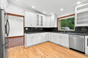 1727 Ellendale Dr, Northbrook, IL 60062 - Photo 3