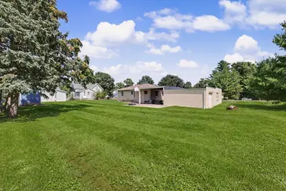 109 S Wood Street, Gibson City, IL 60936 - Photo 33