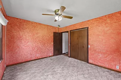 109 S Wood Street, Gibson City, IL 60936 - Photo 17