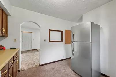 109 S Wood Street, Gibson City, IL 60936 - Photo 11