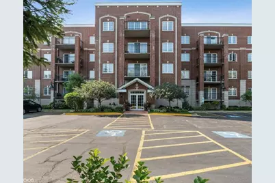 1479 N Milwaukee Avenue #308, Libertyville, IL 60048 - Photo 1