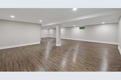 355 Hiawatha Drive, Lake in the Hills, IL 60156 - Photo 27