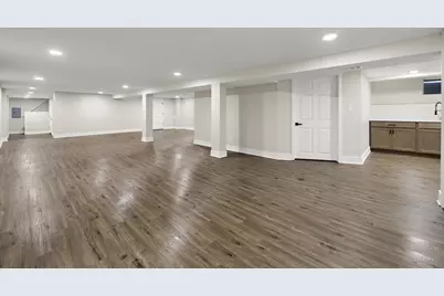 355 Hiawatha Drive, Lake in the Hills, IL 60156 - Photo 29